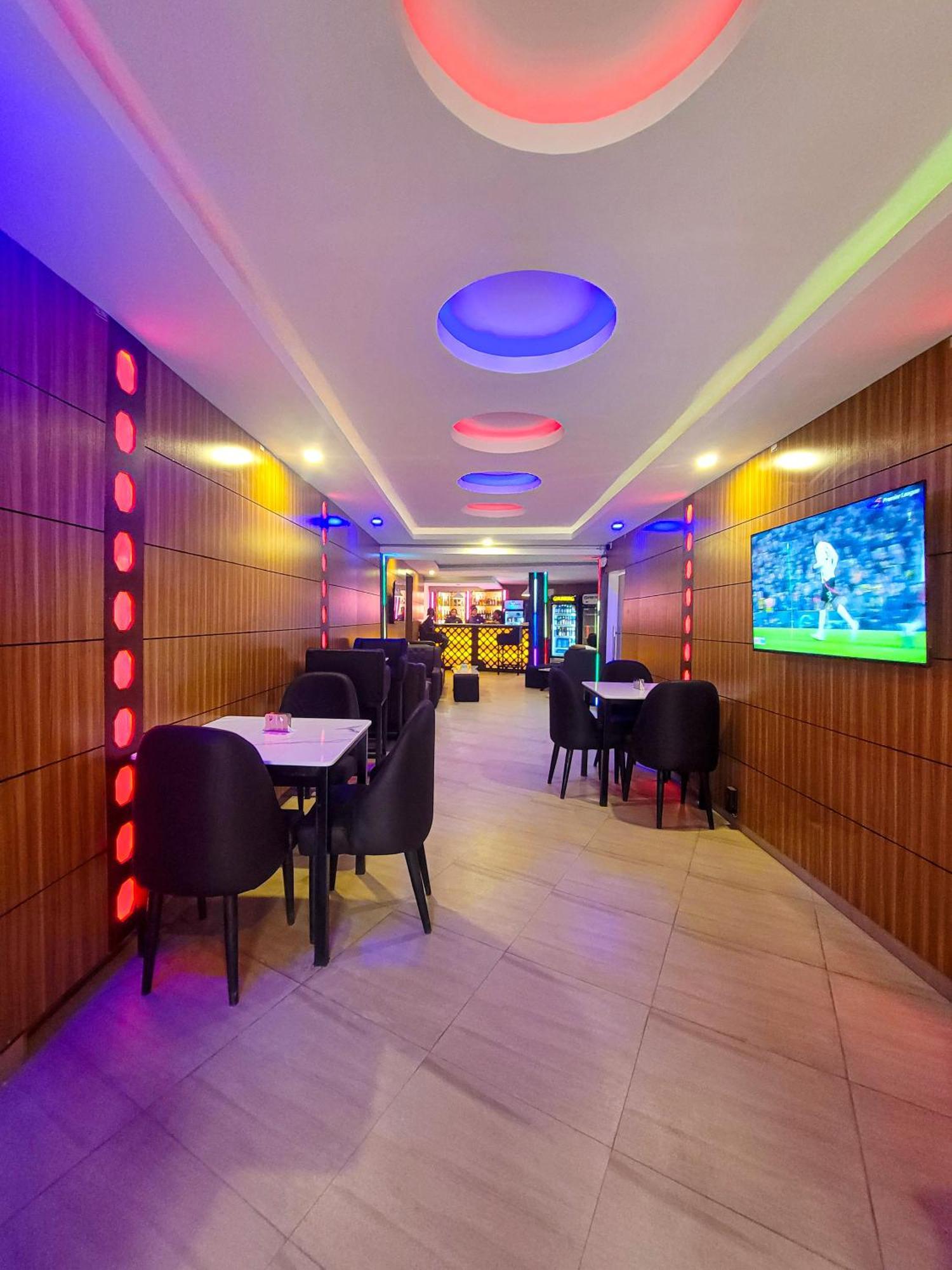 Presken Hotels @Alade Avenue Ikeja Eksteriør billede