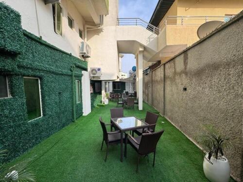 Presken Hotels @Alade Avenue Ikeja Eksteriør billede